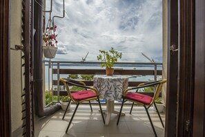 Apartment, 1 Double Bed | Terrace/patio