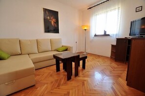 Apartment, Multiple Beds | Living room | TV - Apartments Pave Strancica (Postira)