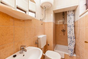 Apartment, 1 Double Bed | Bathroom - Apartments Mirko Duce (Dugi Rat)
