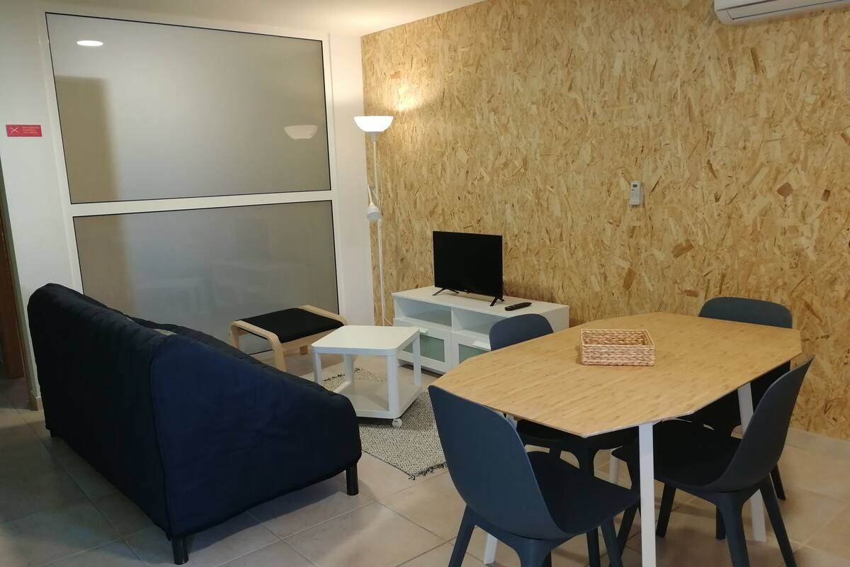 Estudio, Terraza | Área de sala de estar | Televisión de pantalla plana