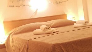 Apartment, 1 Double Bed with Sofa bed | WiFi (free), bed sheets - Apartments Grof (Crikvenica)