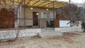 Apartment, 1 Double Bed | Front of property