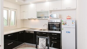 Apartment, Multiple Beds | Private kitchen - Apartments Antonia Podstrana (Podstrana)