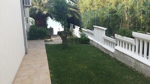 Appartement, plusieurs lits | Enceinte de l’hébergement