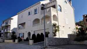 Apartment, 1 Double Bed with Sofa bed | Front of property