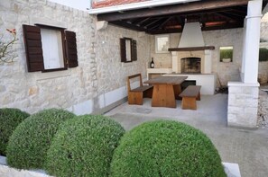 Apartment, 1 Doppelbett und Schlafsofa | Terrasse/Patio