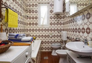 Bathroom - Holiday House Mira (Starigrad)