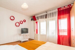 Lägenhet - 1 dubbelsäng med bäddsoffa | Gratis wi-fi och sängkläder