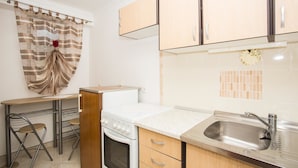 Apartment, 1 Double Bed | Private kitchen | Coffee/tea maker, fridge, oven, stovetop