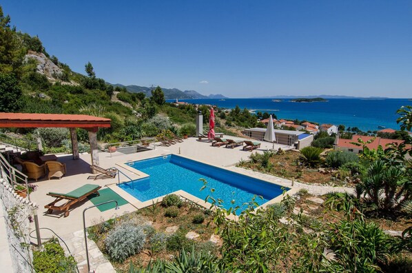 Pool - Apartment Violic Villa Karmen (Orebic)