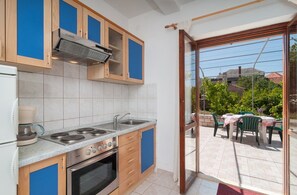 Apartment, 1 Doppelbett und Schlafsofa | Eigene Küche | Ofen, Herdplatte, Kochgeschirr/Geschirr/Besteck