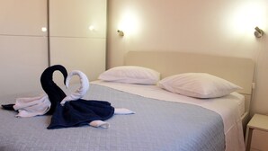 Apartment, Multiple Beds | Free WiFi, bed sheets - Apartments Marinović (Supetar)