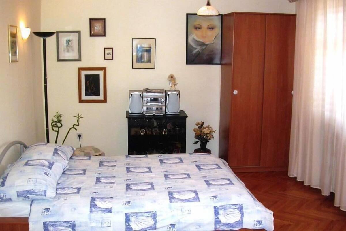 Apartamento, 1 cama de casal e sofá-cama | Wi-Fi de cortesia, roupa de cama
