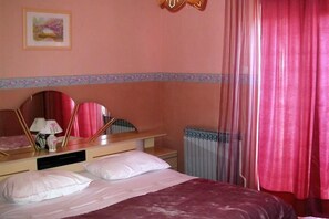 Lägenhet - 1 dubbelsäng med bäddsoffa | Gratis wi-fi och sängkläder