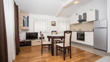 Apartment, 1 Double Bed with Sofa bed | Private kitchen