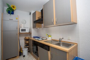 Apartment, 2 Doppelbetten | Eigene Küche | Ofen, Herdplatte, Geschirrspüler, Kochgeschirr/Geschirr/Besteck