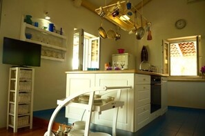 Villa, Multiple Beds | Private kitchen | Stovetop, cookware/dishes/utensils - Holiday House Star (Postira)