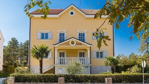 Exterior - Apartments Ljiljana (Crikvenica)