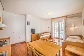 Apartment, Mehrere Betten | Kostenloses WLAN, Bettwäsche