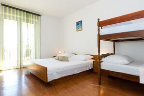 Departamento, varias camas | Wifi gratis y ropa de cama 
