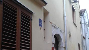 Apartment, 2 Double Beds | Front of property