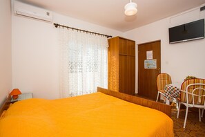 Apartment, 1 Double Bed with Sofa bed - Apartments Marie (Rab)