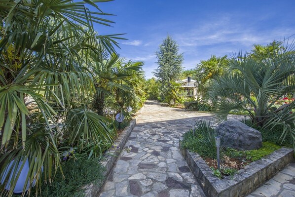 Apartment, 1 Doppelbett und Schlafsofa | Unterkunftsgelände