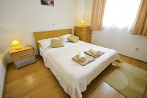 Apartment, Mehrere Betten | Kostenloses WLAN, Bettwäsche