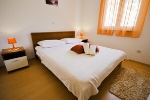 Apartment, Mehrere Betten | Kostenloses WLAN, Bettwäsche