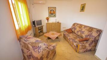 غرفة المعيشة