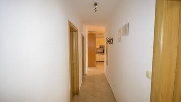 Apartment, Multiple Beds | Interior