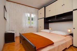 Apartment, Mehrere Betten | Kostenloses WLAN, Bettwäsche