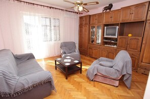 Apartamento, 2 camas de casal | Cozinha privada | Cooktop, talheres/pratos/utensílios de cozinha