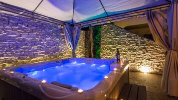 Apartment, 1 Double Bed with Sofa bed | Spa