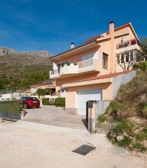 Apartamento, varias camas | Fachada del alojamiento