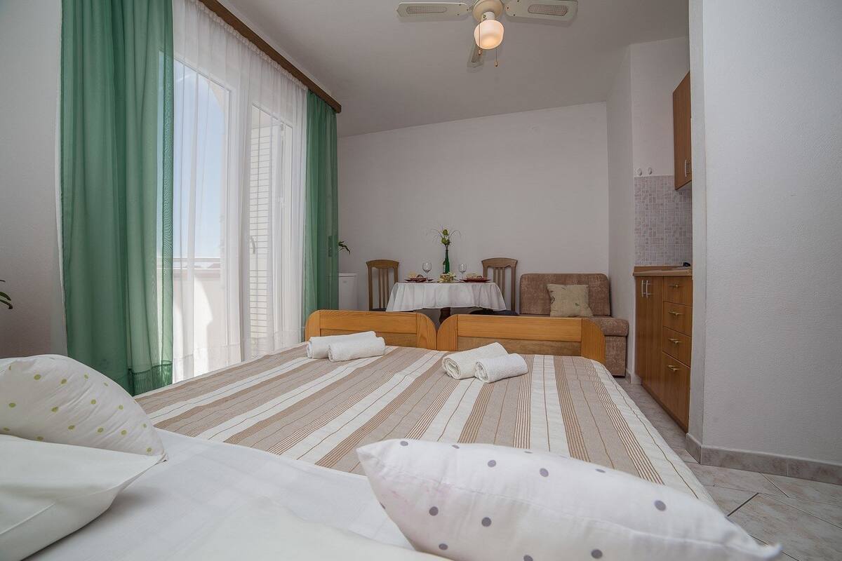 Apartment, 1 Doppelbett | Kostenloses WLAN, Bettwäsche