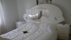 獨棟房屋, 多張床 | 私人廚房 | 爐台、洗碗機、鍋具/餐盤/廚房用品