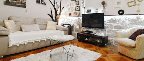 Apartment, 1 Double Bed with Sofa bed | Living room | TV