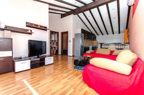Apartment, Multiple Beds