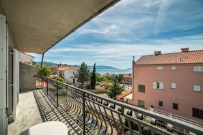Apartment, Multiple Beds | Beach/ocean view