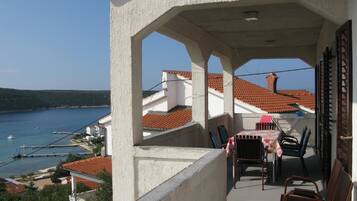 Appartement, Meerdere bedden | Balkon
