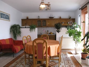 Apartment, Multiple Beds | Living room | TV