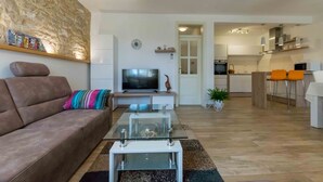 Vila, várias camas | Cozinha privada