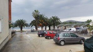 Parking - Apartments Pinsa (Okrug)