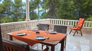 Unclassified image, 4 of 16, button - Apartments Pezzi / Two Bedrooms A1 Gajo (Supetar)