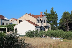 Apartment, Multiple Beds | Front of property
