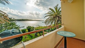 Room, 1 Double Bed | Balcony - Rooms and Apartments Sabina (Rab)
