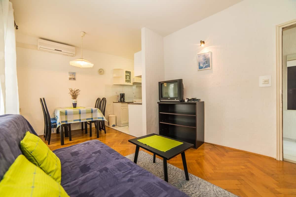 Apartment, 1 Double Bed with Sofa bed | Living room