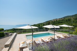 Unclassified image, 4 of 20, button - Villa Silvija (Opatija)