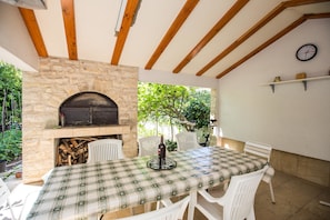 Chambre, 1 lit double | Cuisine privée | Réfrigérateur, micro-ondes, four, plaque de cuisson